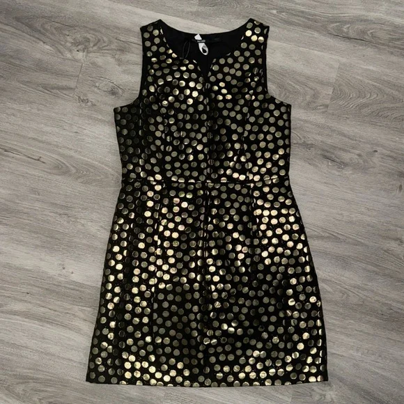 green emerald velvet dress Buy kensie Women's Printed Chiffon Assym Midi Dress, Black/Gold, 10 at  Amazon.in main image 0